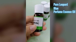 Alto aceite azul concentrado de la esencia de la fragancia del leopardo de la muestra libre para el perfume del cuerpo
